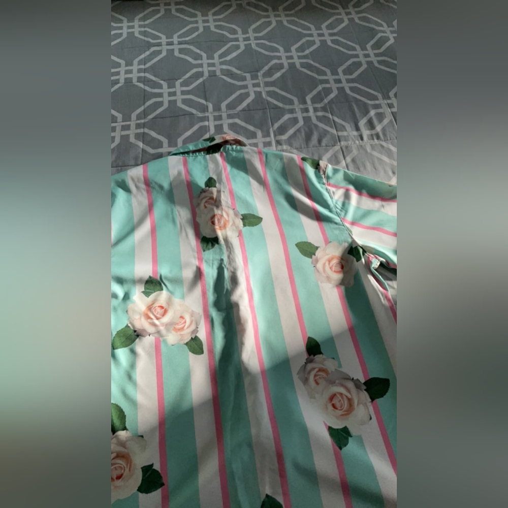 Shirt - Picture 2 of 2